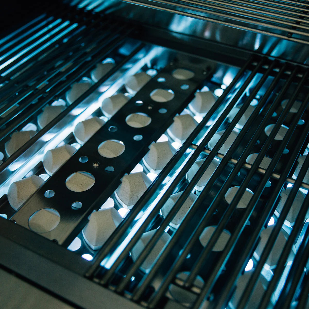 Summerset Sizzler Pro 40" Built-In Grill, Natural Gas